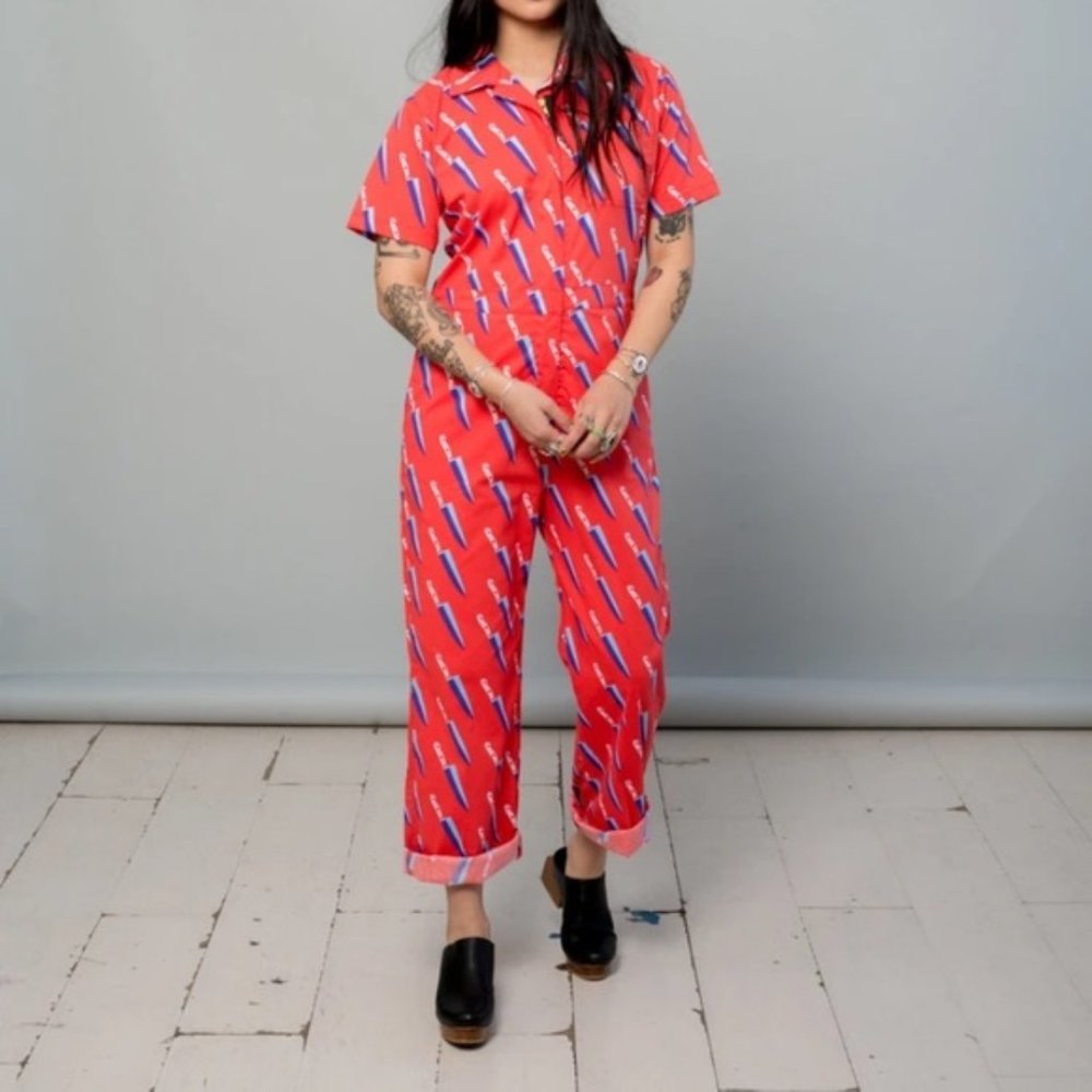 Cotton, flattering, comfortable coveralls with cute knives print. Size Large